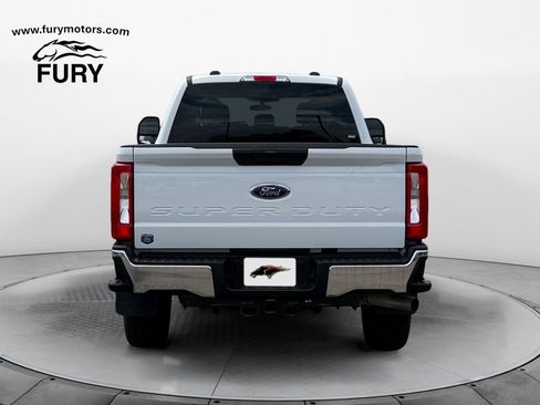 Used 2025 Ford F350 XLT w/ FX4 Off-Road Package AWD/4WD image 4