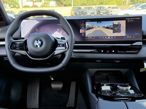 New 2026 BMW 530i w/ Premium Package image 22