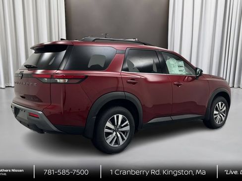 New 2026 Nissan Pathfinder SL AWD/4WD image 5