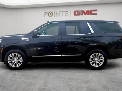 Used 2025 GMC Yukon Denali AWD/4WD image 9