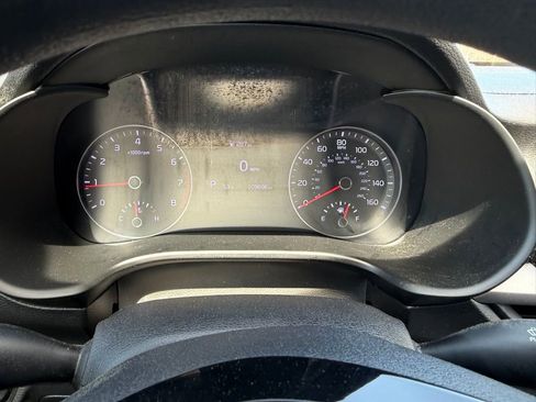 Used 2020 Kia Forte LXS FWD image 17