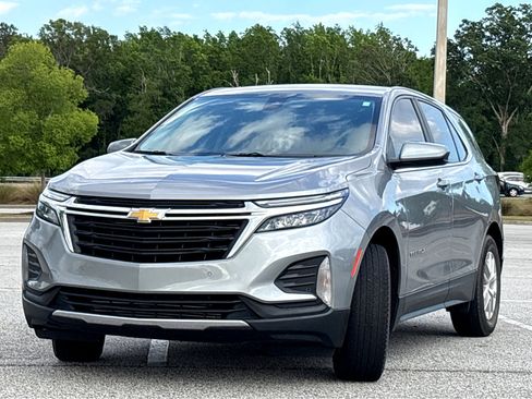 Used 2023 Chevrolet Equinox LT FWD image 3