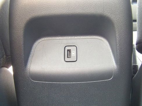Used 2025 Nissan Sentra SV FWD image 22