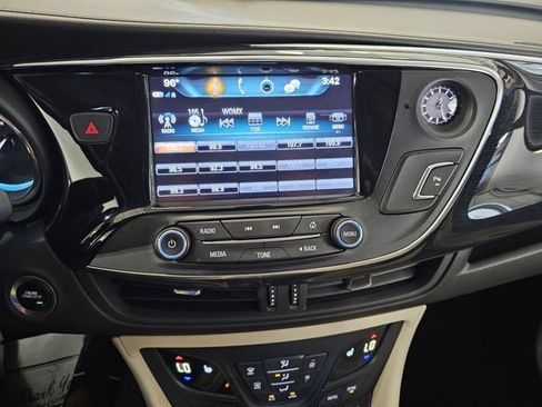 Used 2017 Buick Envision Preferred image 27