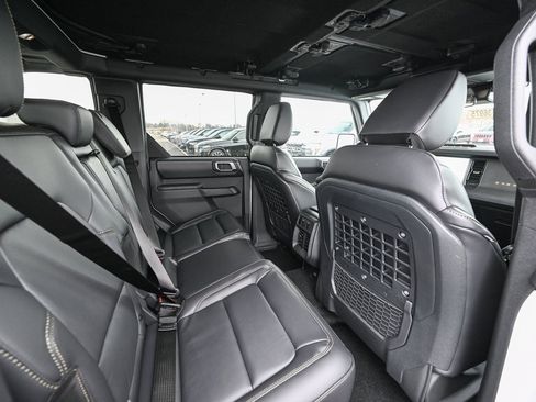 New 2025 Ford Bronco Badlands image 23