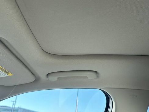 Certified 2026 Kia Sorento S w/ S Panoramic Sunroof Package FWD image 16