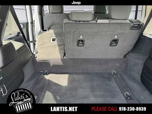 Used 2024 Jeep Wrangler Sport S w/ Convenience Group image 18