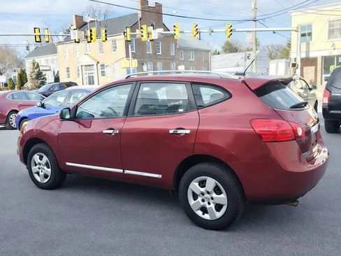 Used 2015 Nissan Rogue S w/ Convenience Package AWD/4WD image 2