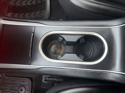 Used 2019 Lincoln MKC Premiere image 25