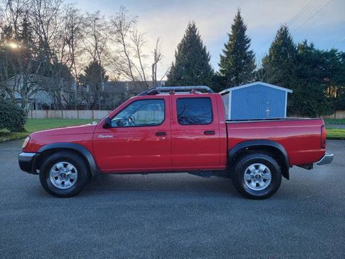 Used 2000 Nissan Frontier XE image 7