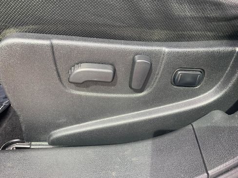 Used 2013 Nissan Rogue SV image 12