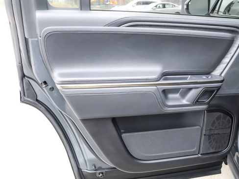 Used 2022 Rivian R1S Launch Edition AWD/4WD image 21