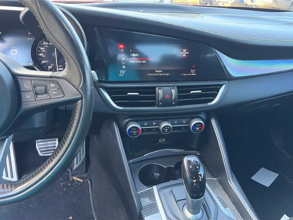 Used 2017 Alfa Romeo Giulia Quadrifoglio RWD image 24