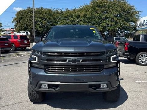 Used 2021 Chevrolet Silverado 1500 RST w/ Z71 Off-Road Package AWD/4WD image 2
