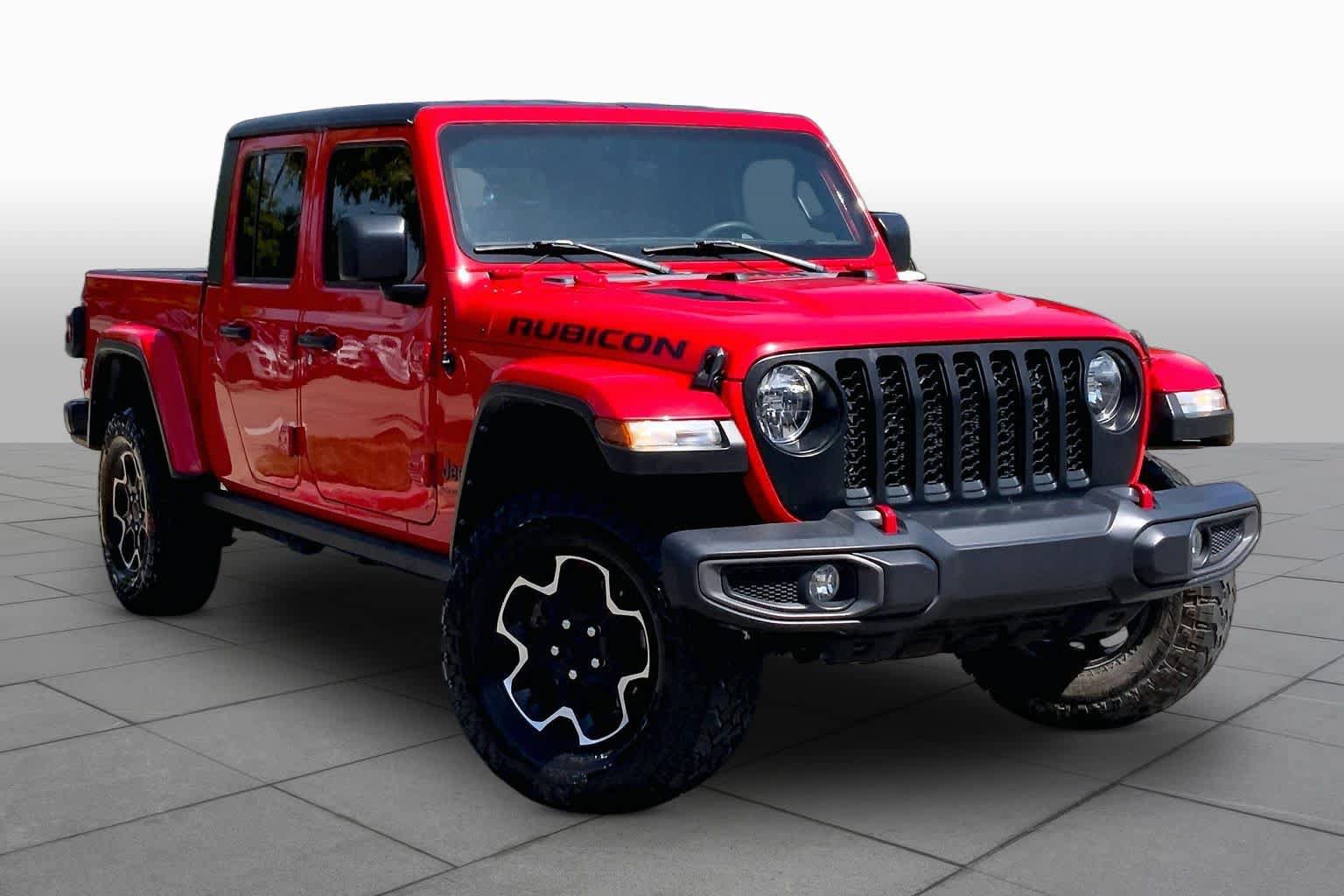 Used 2023 Jeep Gladiator Rubicon w/ Cold Weather Group AWD/4WD image 3