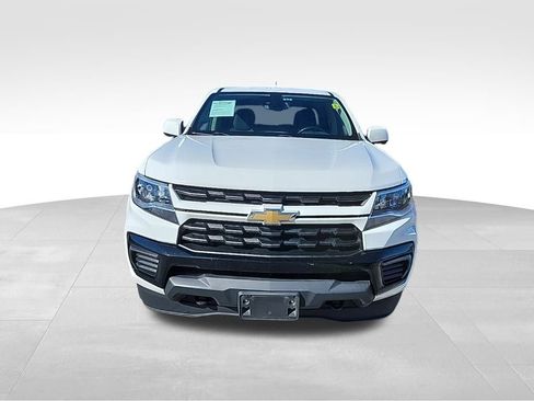 Used 2022 Chevrolet Colorado LT w/ Safety Package image 6
