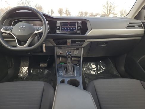 Used 2024 Volkswagen Jetta S image 18