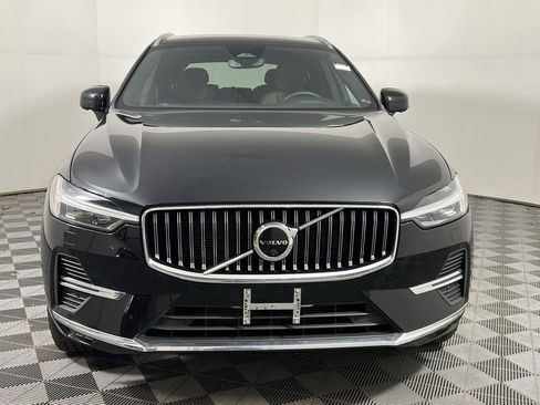 Certified 2023 Volvo XC60 B5 Plus w/ Protection Package Premier image 4