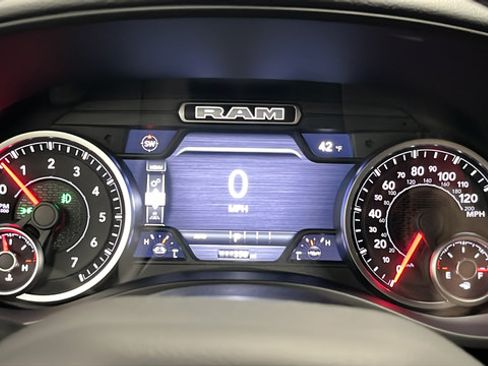 New 2026 RAM 1500 Big Horn AWD/4WD image 16