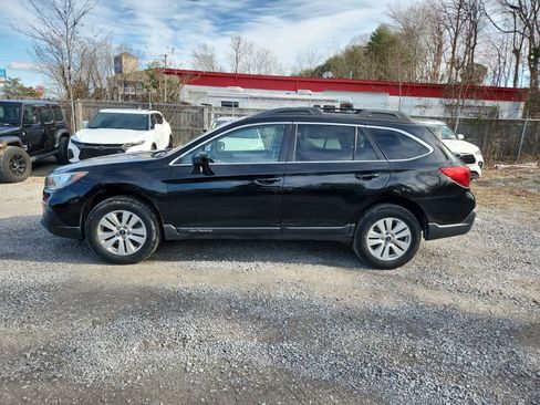 Used 2018 Subaru Outback 2.5i Premium w/ Popular Package #1 image 2