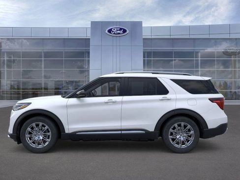 New 2026 Ford Explorer Platinum AWD/4WD image 3