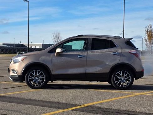 Used 2018 Buick Encore Sport Touring image 32