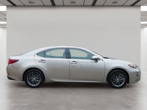 Used 2018 Lexus ES 350 w/ Navigation System Package FWD image 6