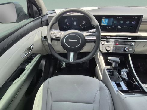 New 2026 Hyundai Tucson SE FWD image 13