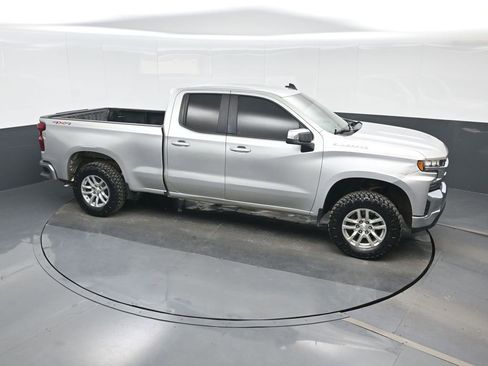 Used 2020 Chevrolet Silverado 1500 LT AWD/4WD image 23