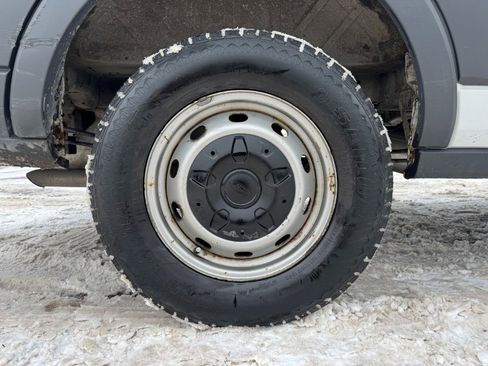 Used 2018 Ford Transit 250 148 High Roof image 13