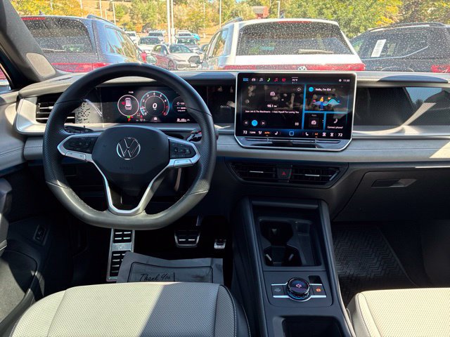 Certified 2026 Volkswagen Tiguan SE R-Line AWD/4WD image 17