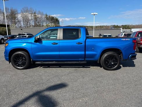 Used 2024 Chevrolet Silverado 1500 Custom w/ LPO, Dark Essentials Package image 23