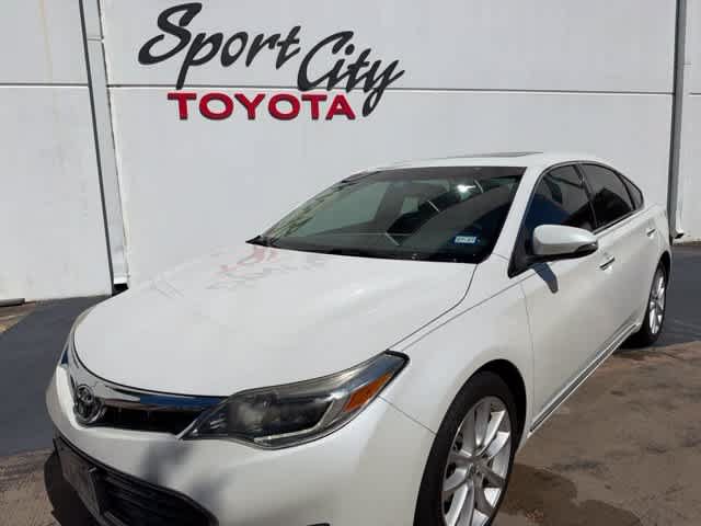 Used 2015 Toyota Avalon Limited FWD image 1