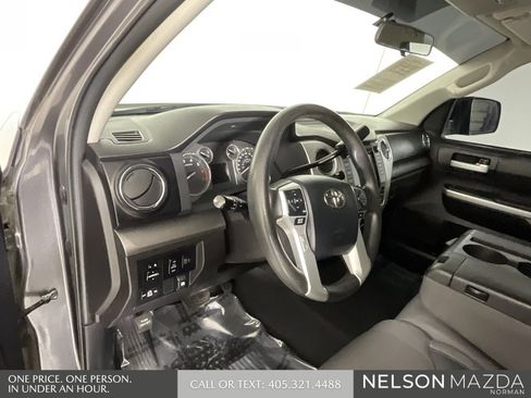 Used 2016 Toyota Tundra SR5 image 31