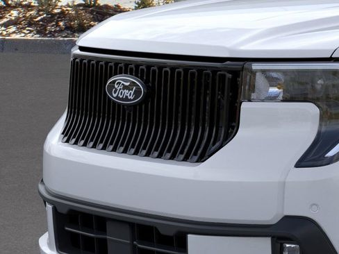 New 2025 Ford Maverick Lobo image 18