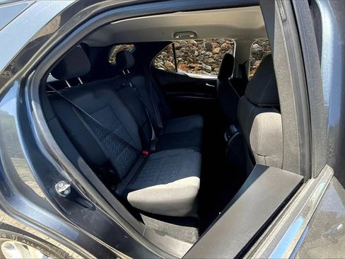 Used 2023 Chevrolet Equinox LT w/ Driver Convenience Package image 26