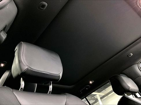 Used 2025 Jeep Wagoneer Series II w/ Premium Group I image 20