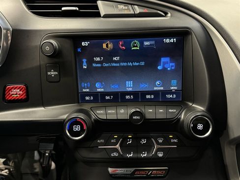 Used 2016 Chevrolet Corvette Z06 w/ Battery Protection Package RWD image 31