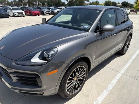 Used 2020 Porsche Cayenne AWD/4WD image 1