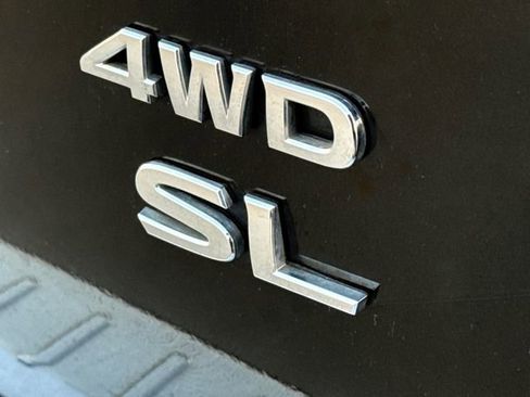 Used 2017 Nissan Pathfinder SL w/ SL Tech Package image 10