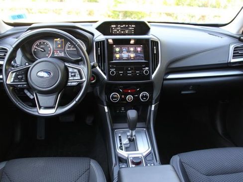Used 2020 Subaru Forester Premium AWD/4WD image 34