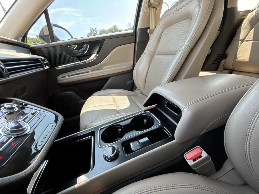 Used 2021 Lincoln Corsair AWD image 24