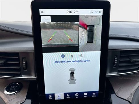 Used 2023 Ford Explorer Platinum w/ Technology Package image 23