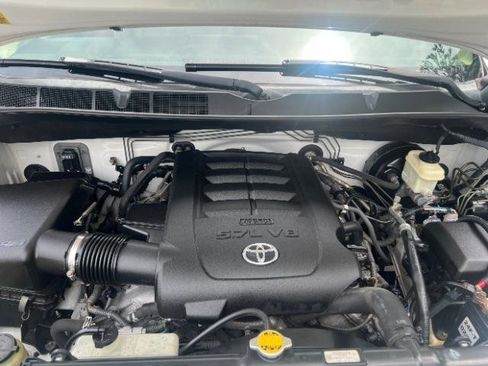 Used 2011 Toyota Tundra 2WD Double Cab w/ TRD Off-Road Pkg image 17