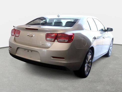 Used 2013 Chevrolet Malibu LT image 1