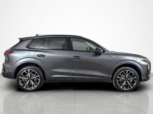 New 2026 Audi Q3 quattro 2.0T AWD/4WD image 7