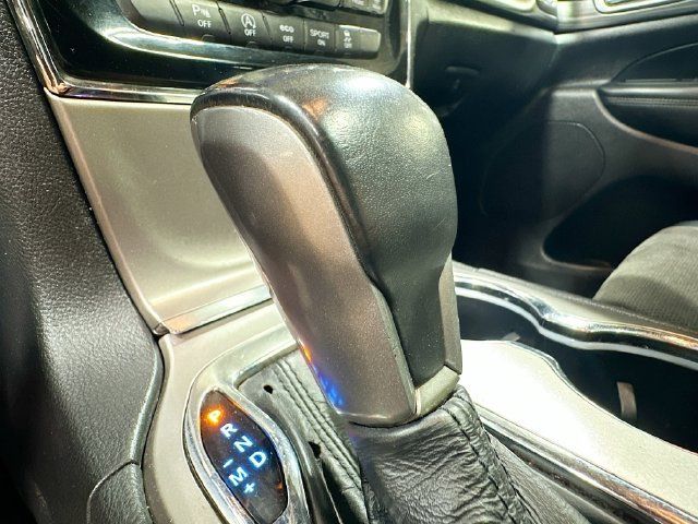 Used 2019 Jeep Grand Cherokee Altitude AWD/4WD image 17
