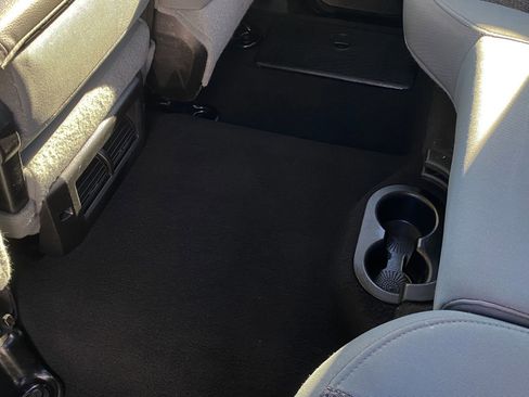 Used 2019 RAM 1500 Big Horn image 29