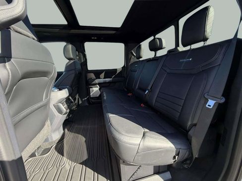 Used 2026 Ford F450 Platinum w/ FX4 Off-Road Package image 14