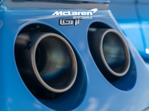 Used 2019 Ford GT RWD image 34
